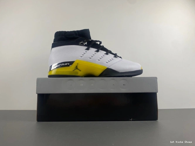 1st Kicks Low 17 Jordan Air Lightning FJ0395-100 0813